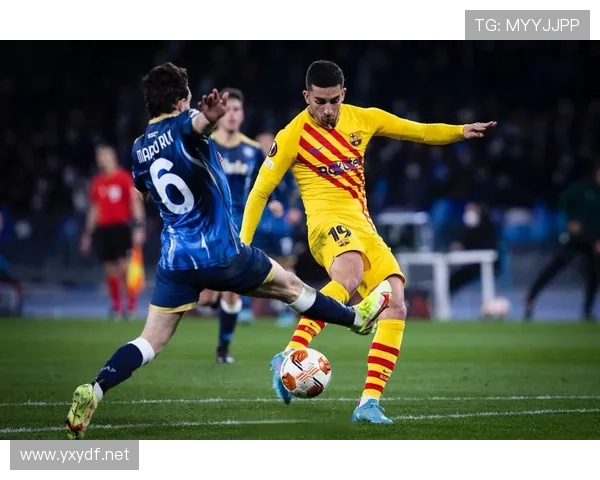 吉诺比利持球突破拉开空间，关键季后赛助攻效率显著提升