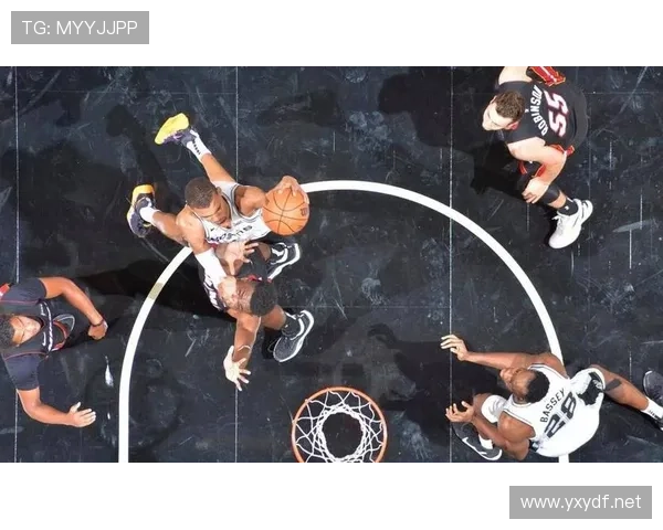 戈贝尔挡拆防守能力提升球队护框效率明显增强